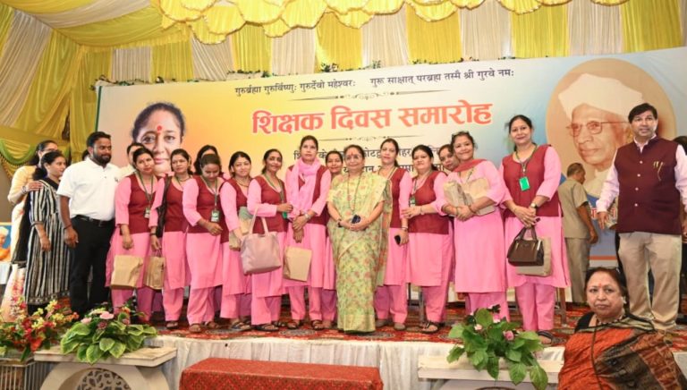 शिक्षक समाज की दिशा और आने वाली पीढ़ी का भविष्य तय करते हैं- ऋतु खण्डूडी भूषण