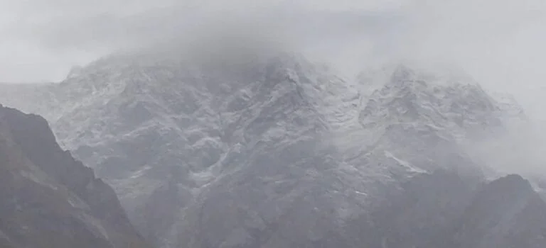 सीमांत नीति-माणा घाटी समेत उच्च हिमालयी क्षेत्रों में हल्का हिमपात,