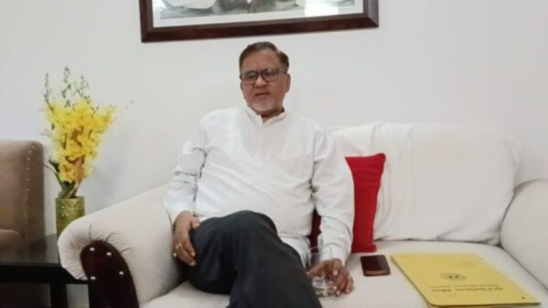 ‘एक असाइनमेंट, कई तारीखें और नंबरों का विवाद’; कुमाऊं विश्वविद्यालय