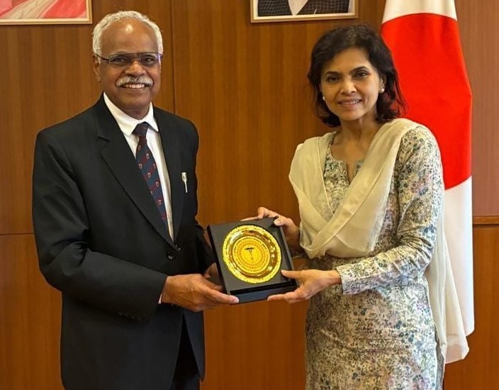 Dr BKS Sanjay meets Hindi Scholars during Japan visit