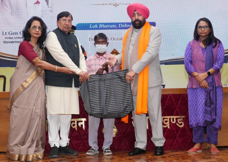 Governor Interacts with TB Patients, Persons with Disabilities and Orphaned