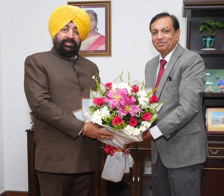 SEC Kumar presents report, coffee table book on Urban Local