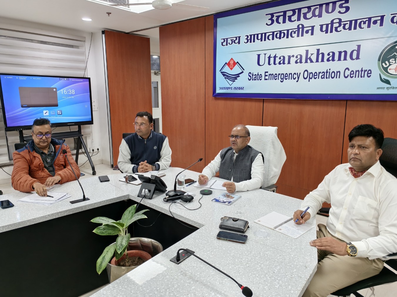 आज पांच जनपदों के लिए ऑरेंज अलर्ट, सचिव आपदा प्रबंधन ने बैठक कर तैयारियों की समीक्षा की