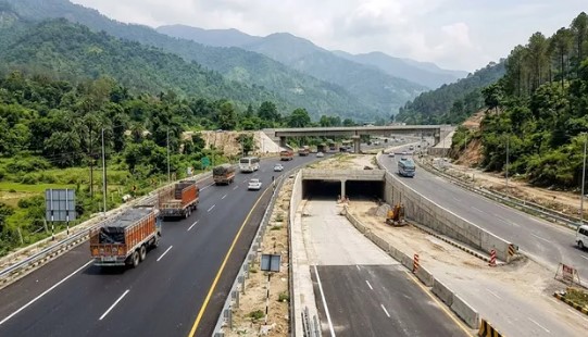 उत्तराखंड में बनेंगे कई फ्लाईओवर, लालकुआं-हल्द्वानी बाईपास को भी केंद्र