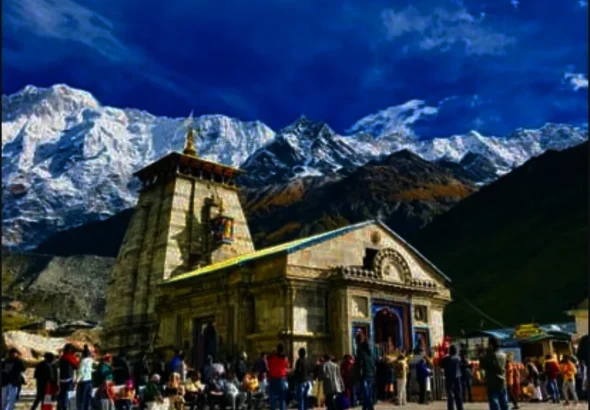 कपाट बंद होने से पहले बाबा केदार के दरबार में