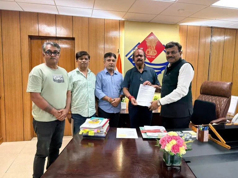 देवभूमि जल शक्ति कांट्रेक्टर वेलफेयर एसोसिएशन देहरादून के ठेकेदारों ने