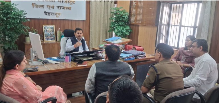 पल्टन बाजार में सुबह 11 से शाम 7 बजे तक वाहनों का प्रवेश प्रतिबंधित