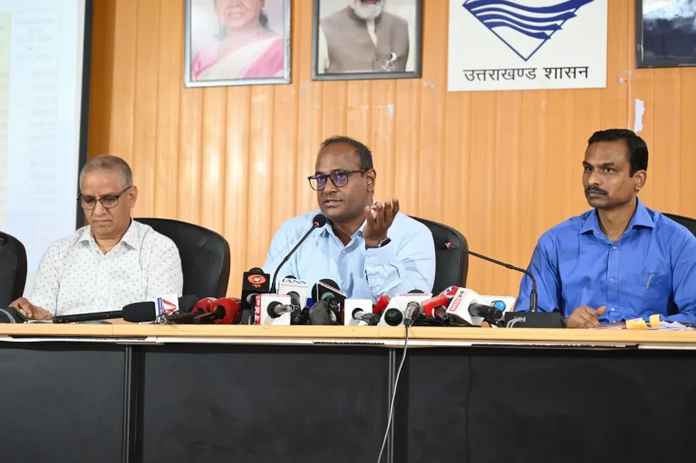 बीएलओ घर-घर पहुंचकर करेंगे मतदाता सूची का सत्यापन -