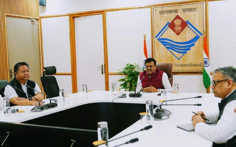 मुख्य सचिव ने शासन स्तर पर लंबित प्रकरणों के त्वरित निस्तारण के दिए निर्देश