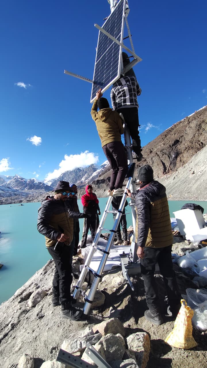 वसुंधरा ताल में स्थापित हुई पूर्व चेतावनी प्रणाली, ग्लेशियल झीलों की निगरानी को मिलेगी मजबूती