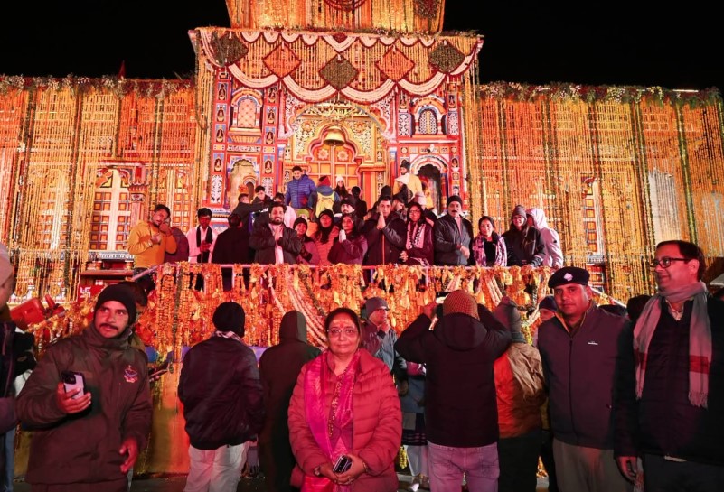 विधानसभा अध्यक्ष ऋतु खण्डूडी भूषण ने किए श्री बद्री विशाल के दर्शन